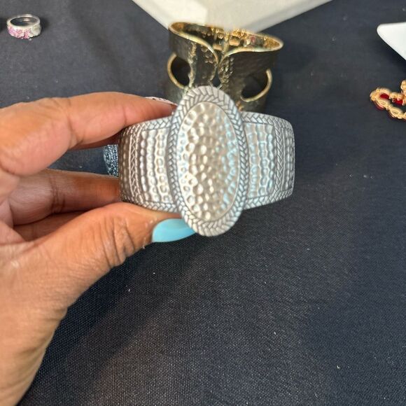 DENKAYS CHARMED BRACLET BANGLES - Picture 10 of 16